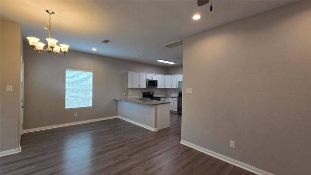 16974 W Hammon, Montgomery, TX 77316