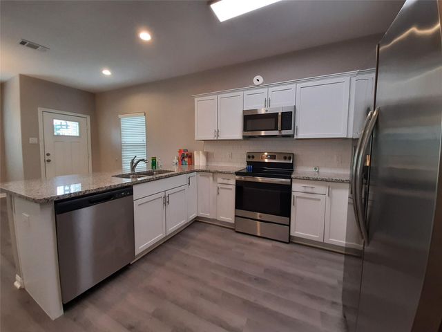 16974 W Hammon, Montgomery, TX 77316