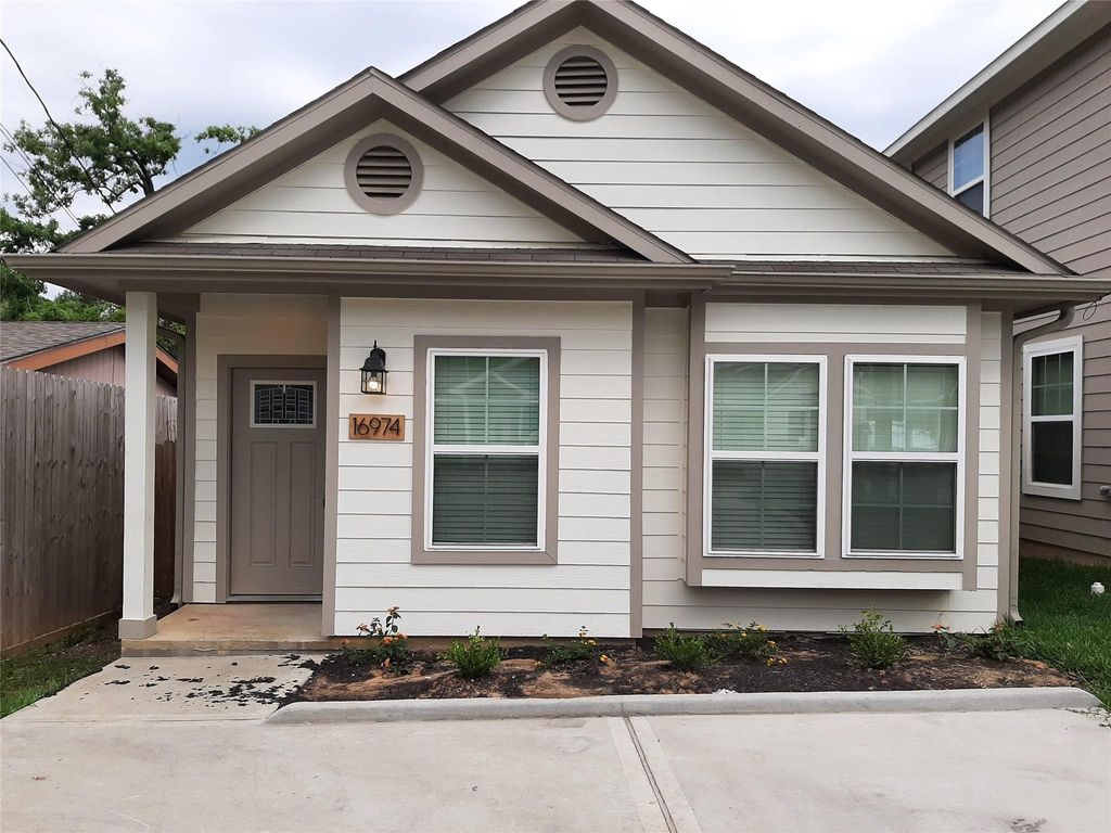 16974 W Hammon, Montgomery, TX 77316
