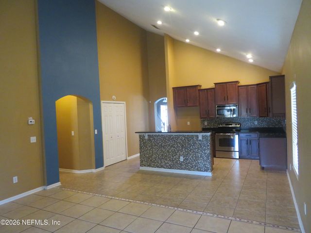 529 S ABERDEENSHIRE Drive, St. Johns, FL 32259