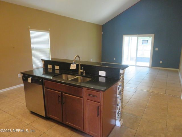 529 S ABERDEENSHIRE Drive, St. Johns, FL 32259