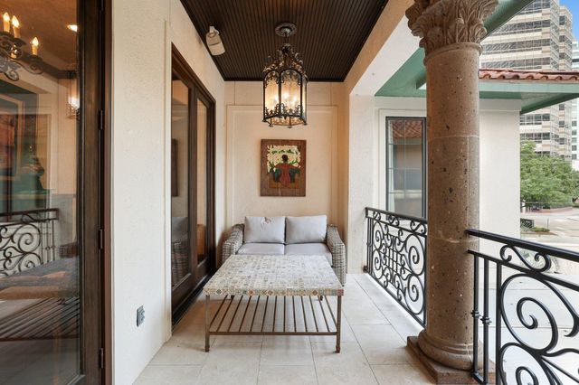 5007 Cedar Creek Drive, Houston, TX 77056