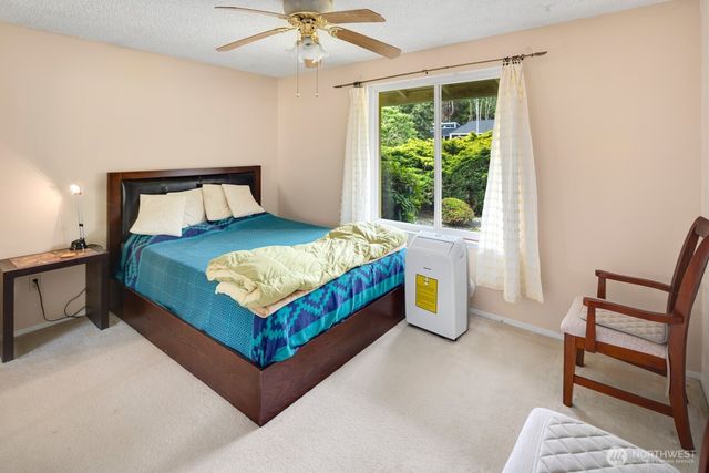 6906 149th Avenue NE, Redmond, WA 98052