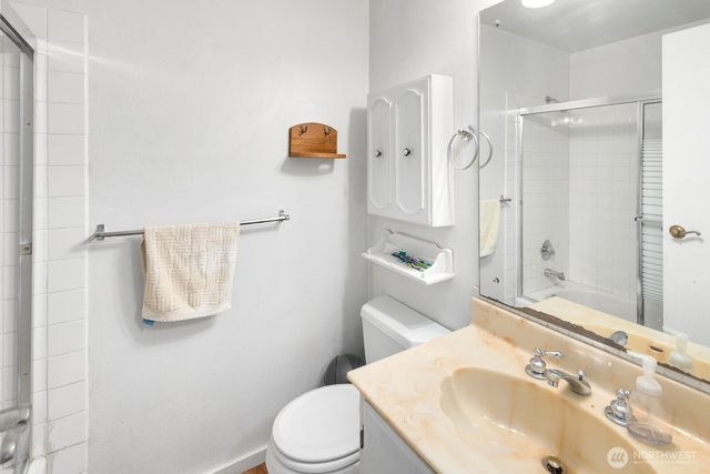 6906 149th Avenue NE, Redmond, WA 98052