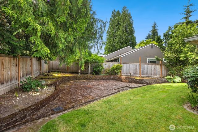6906 149th Avenue NE, Redmond, WA 98052