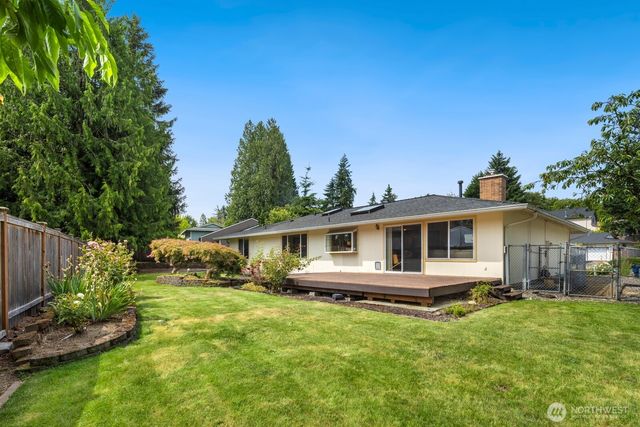 6906 149th Avenue NE, Redmond, WA 98052