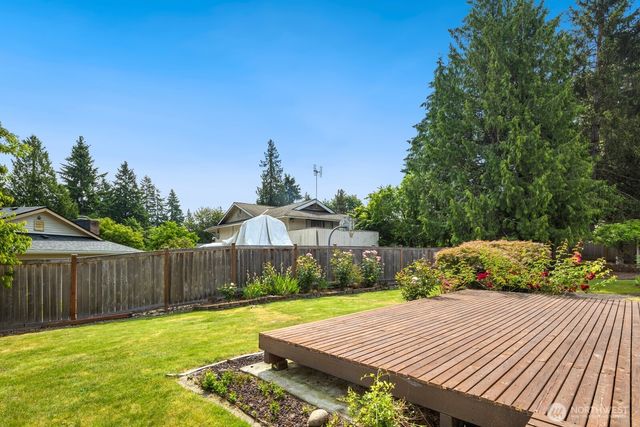 6906 149th Avenue NE, Redmond, WA 98052