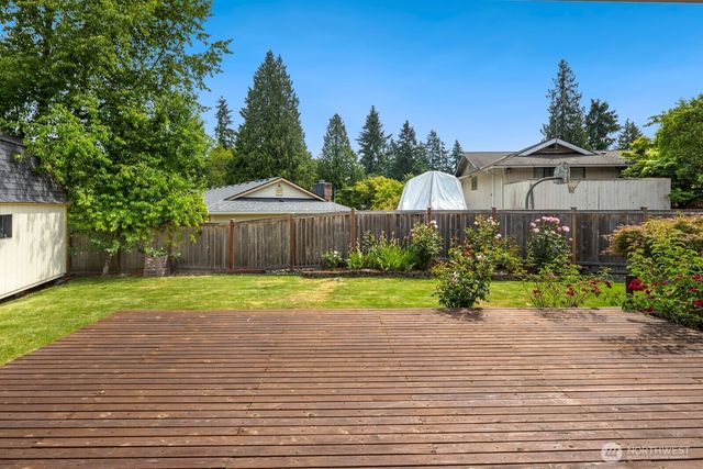 6906 149th Avenue NE, Redmond, WA 98052
