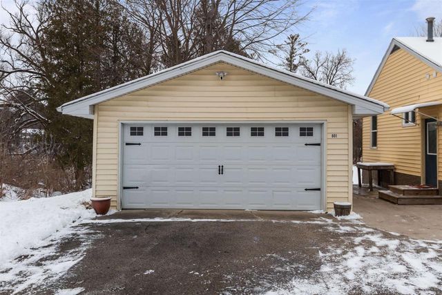 801 OAK STREET, Shawano, WI 54166