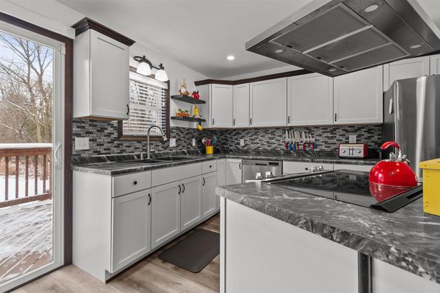 801 OAK STREET, Shawano, WI 54166