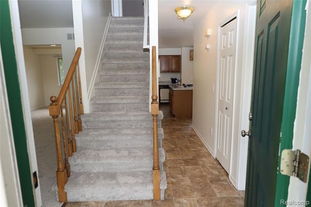 3361 Milcroft Court, Canton, MI 48188