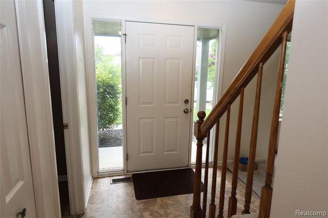 3361 Milcroft Court, Canton, MI 48188