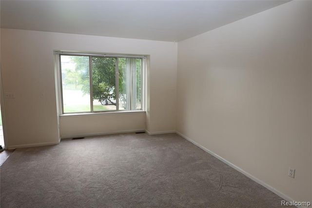 3361 Milcroft Court, Canton, MI 48188