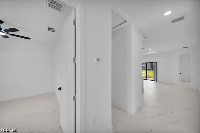 4984 Fairway CT, Lehigh Acres, FL 33973