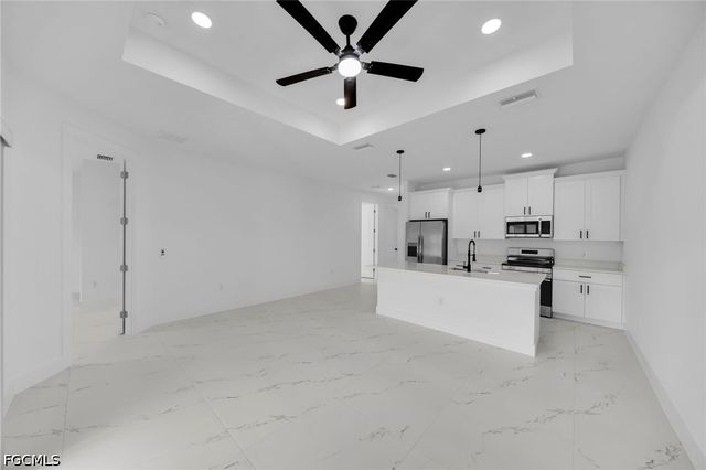 4984 Fairway CT, Lehigh Acres, FL 33973
