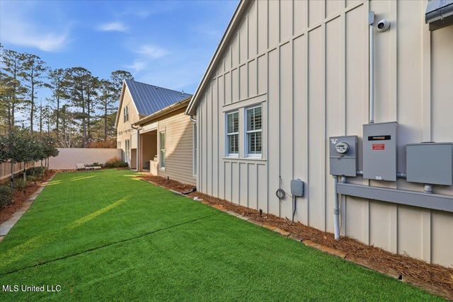 146 W Florida Boulevard, Madison, MS 39110