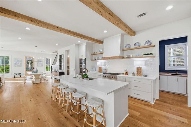 146 W Florida Boulevard, Madison, MS 39110