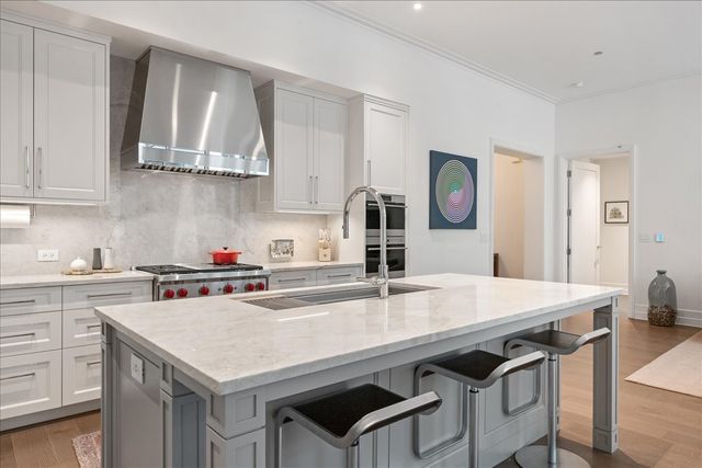 435 N Michigan Avenue 414, Chicago, IL 60611