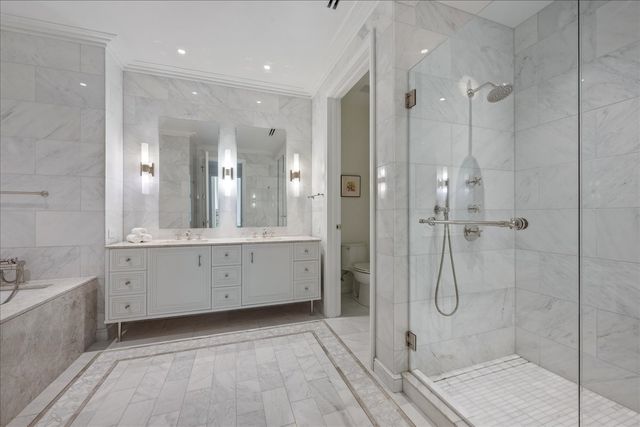 435 N Michigan Avenue 414, Chicago, IL 60611