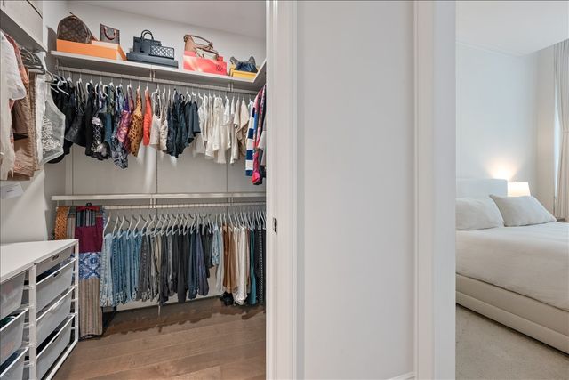 435 N Michigan Avenue 414, Chicago, IL 60611