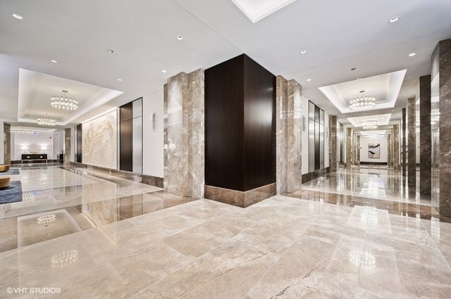 435 N Michigan Avenue 414, Chicago, IL 60611