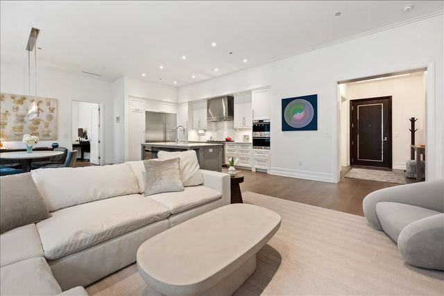 435 N Michigan Avenue 414, Chicago, IL 60611