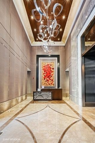 435 N Michigan Avenue 414, Chicago, IL 60611