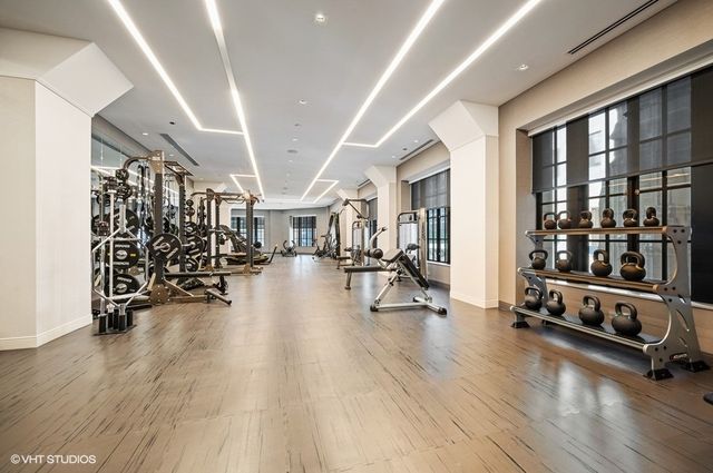 435 N Michigan Avenue 414, Chicago, IL 60611