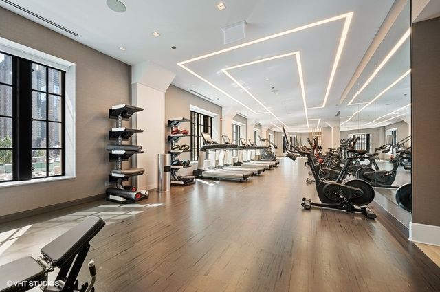 435 N Michigan Avenue 414, Chicago, IL 60611