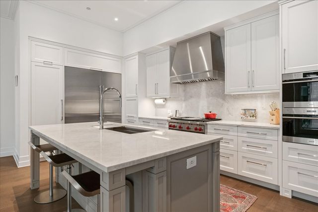 435 N Michigan Avenue 414, Chicago, IL 60611