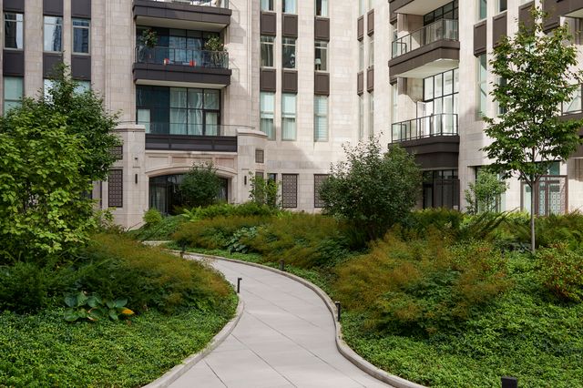 435 N Michigan Avenue 414, Chicago, IL 60611