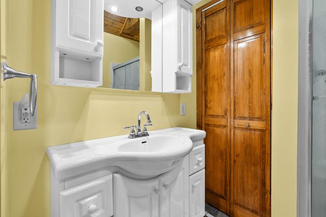 56200 California Road, Pokagon Twp, MI 49047