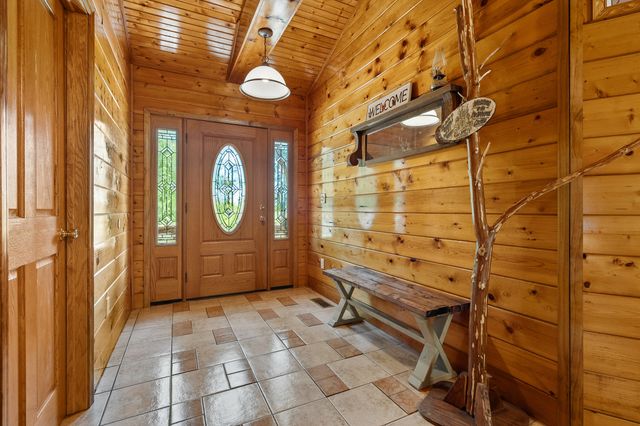 56200 California Road, Pokagon Twp, MI 49047