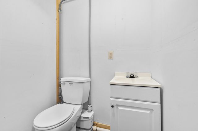 56200 California Road, Pokagon Twp, MI 49047
