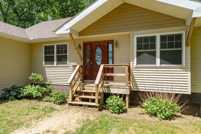 56200 California Road, Pokagon Twp, MI 49047