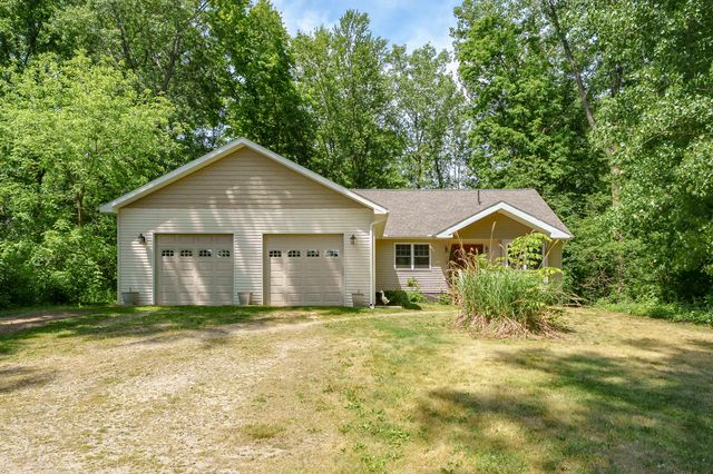 56200 California Road, Pokagon Twp, MI 49047