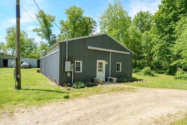 56200 California Road, Pokagon Twp, MI 49047