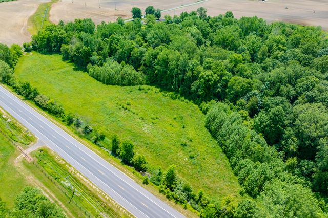 56200 California Road, Pokagon Twp, MI 49047