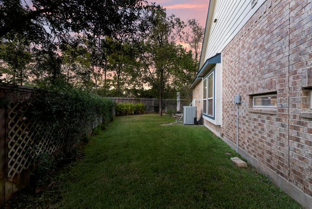 70 Lindenberry Circle, Spring, TX 77389