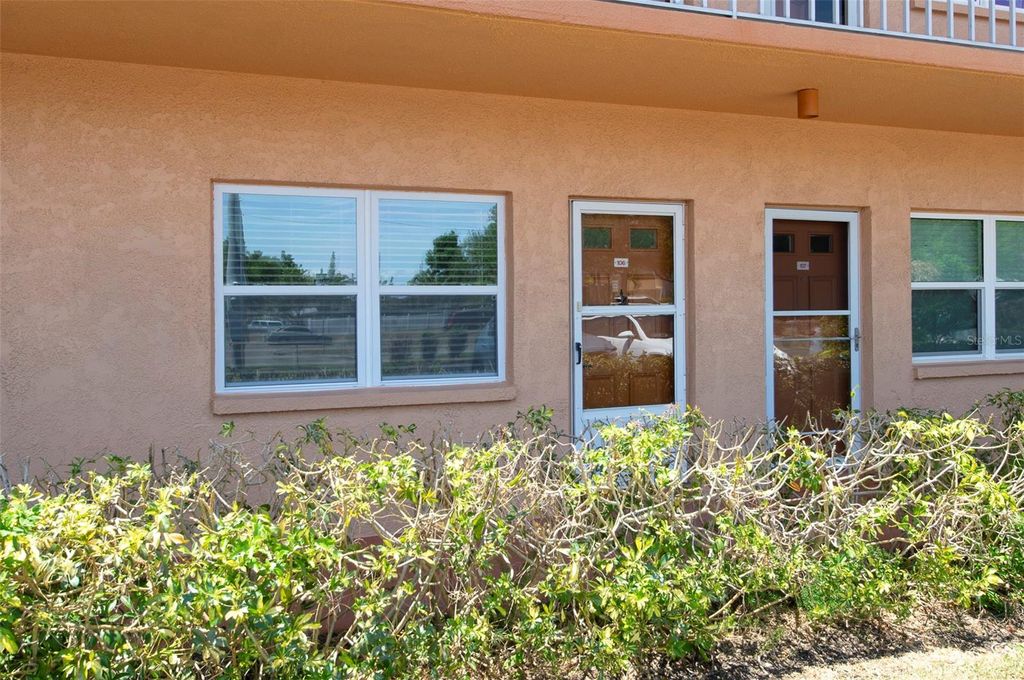 3740 58TH STREET N 106, St Petersburg, FL 33710