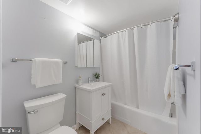 6749 TOWNE LANE RD, Mclean, VA 22101