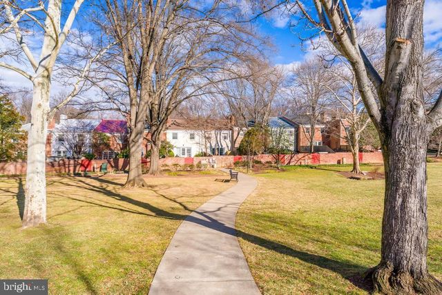 6749 TOWNE LANE RD, Mclean, VA 22101