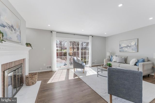 6749 TOWNE LANE RD, Mclean, VA 22101