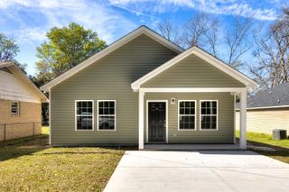 14 Hatfield Street, Sumter, SC 29150