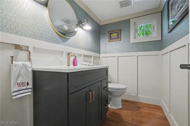3020 Silver Lake Boulevard, Silver Lake, OH 44224