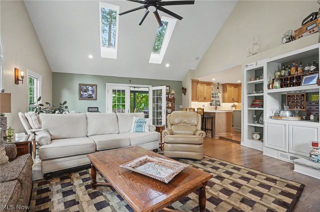 3020 Silver Lake Boulevard, Silver Lake, OH 44224