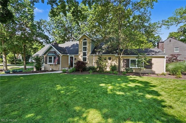3020 Silver Lake Boulevard, Silver Lake, OH 44224