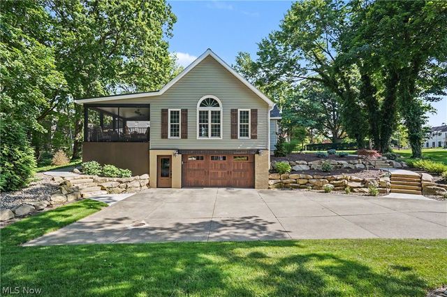 3020 Silver Lake Boulevard, Silver Lake, OH 44224