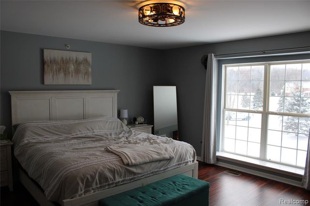 52133 Naugatuck Drive 25, Macomb, MI 48042