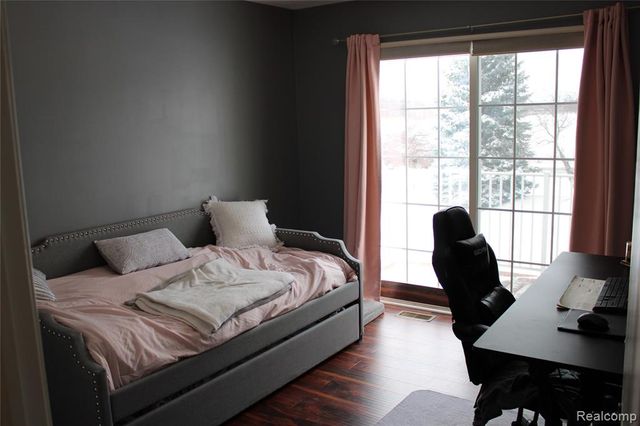 52133 Naugatuck Drive 25, Macomb, MI 48042